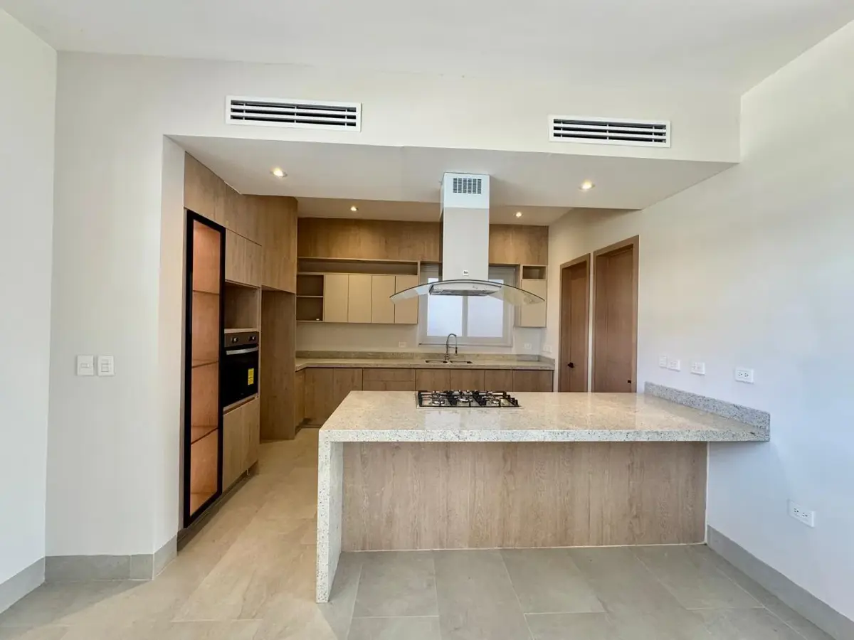 Vista 2 de RESIDENCIAL LA CAVA