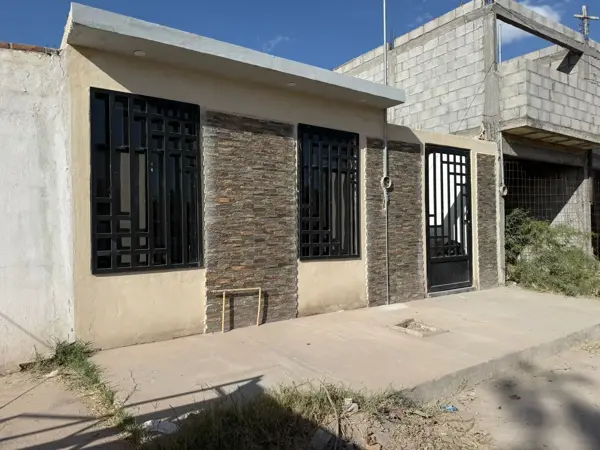 Casa nueva en Fraccionamiento Mayran — frente a área verde
