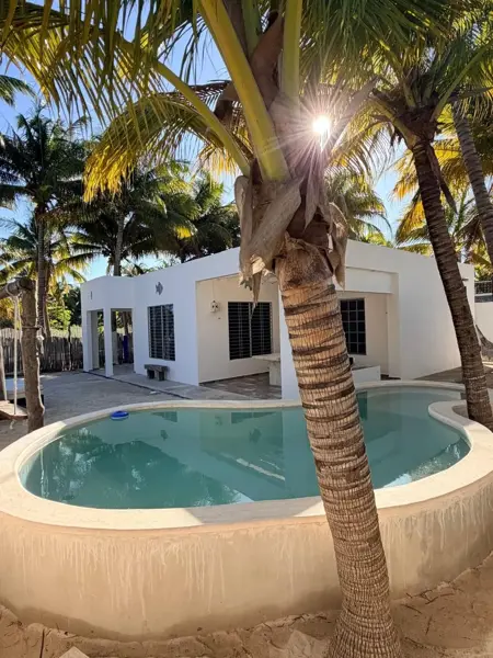 | Casa en renta en San Crisanto |