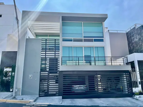 Casa en venta en Residencial Dinastía, Monterrey — foto 2 de 12