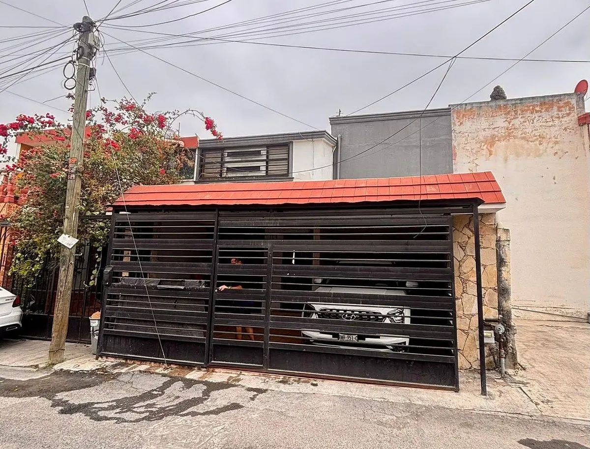 Casa en venta en Felipe Carrillo Puerto, General Escobedo — foto 1 de 14