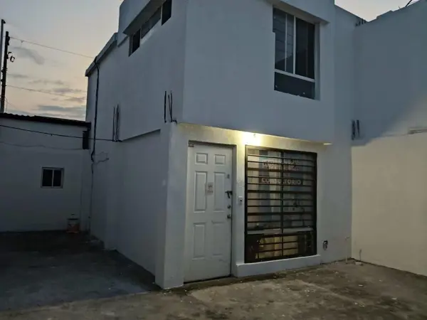 Casa en venta en Valle del Roble, Cadereyta Jiménez — foto 2 de 7