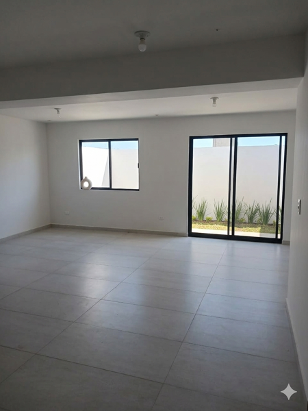 Casa en venta en Cumbres Elite Premier, García — foto 2 de 10