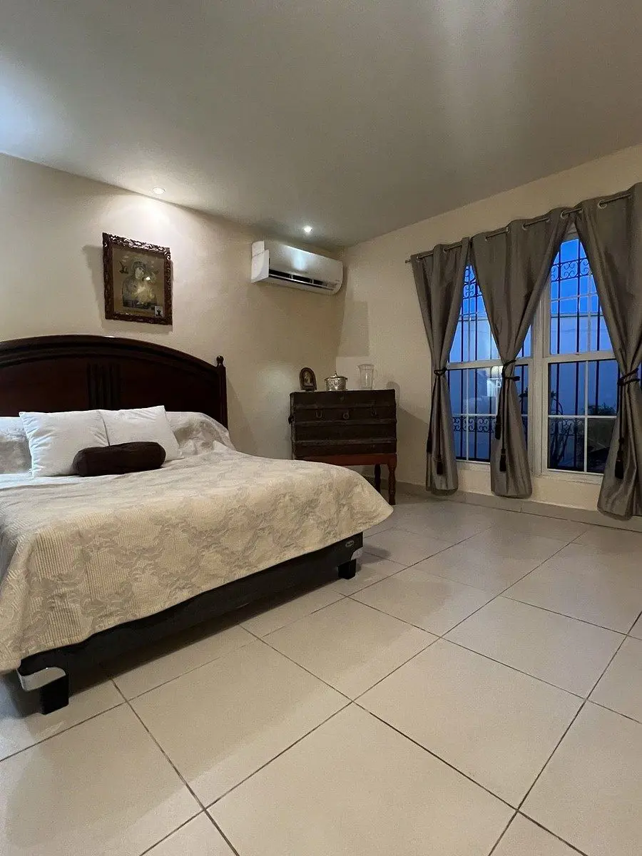 Casa en venta en Colinas de San Jeronimo, Monterrey — foto 1 de 25