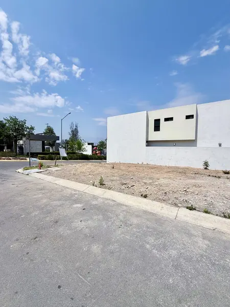 Terreno en venta en La Montaña, García — foto 3 de 7