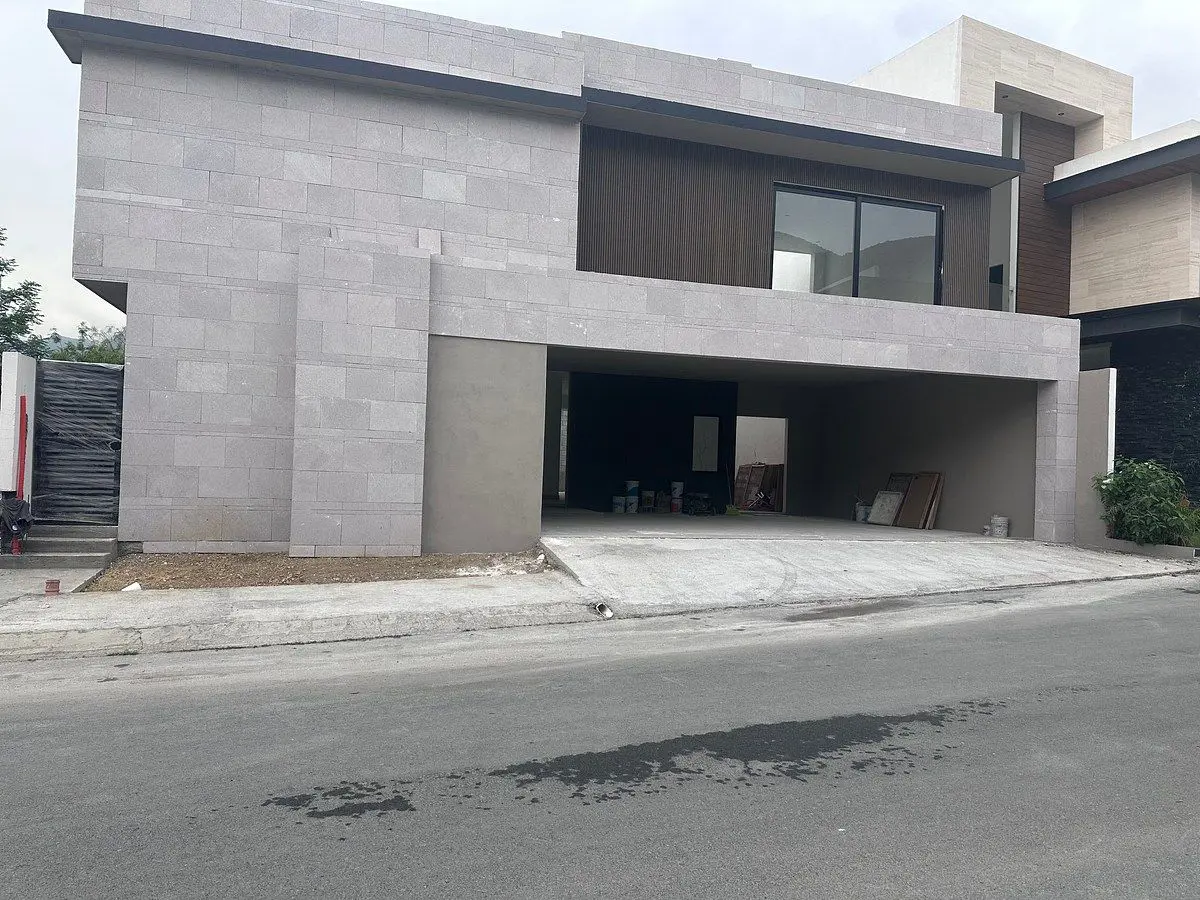 Casa en venta en Sienna Residencial, Monterrey — foto 1 de 13