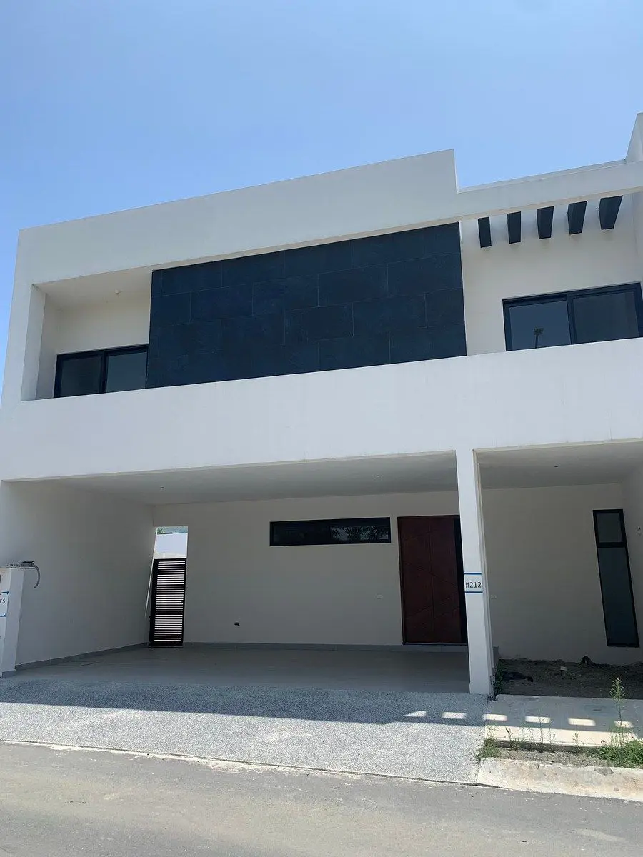 Casa en venta en El Uro, Monterrey — foto 1 de 14