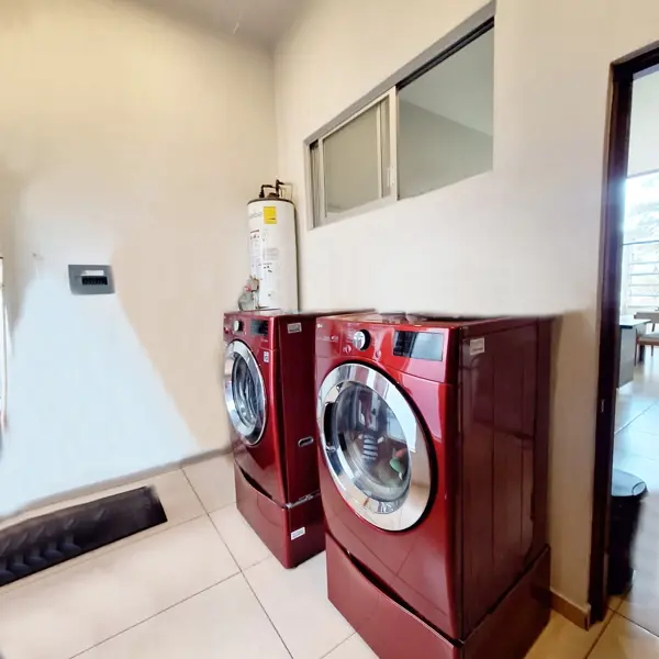 Casa en venta en Montaña Monarca I, Morelia — foto 3 de 17