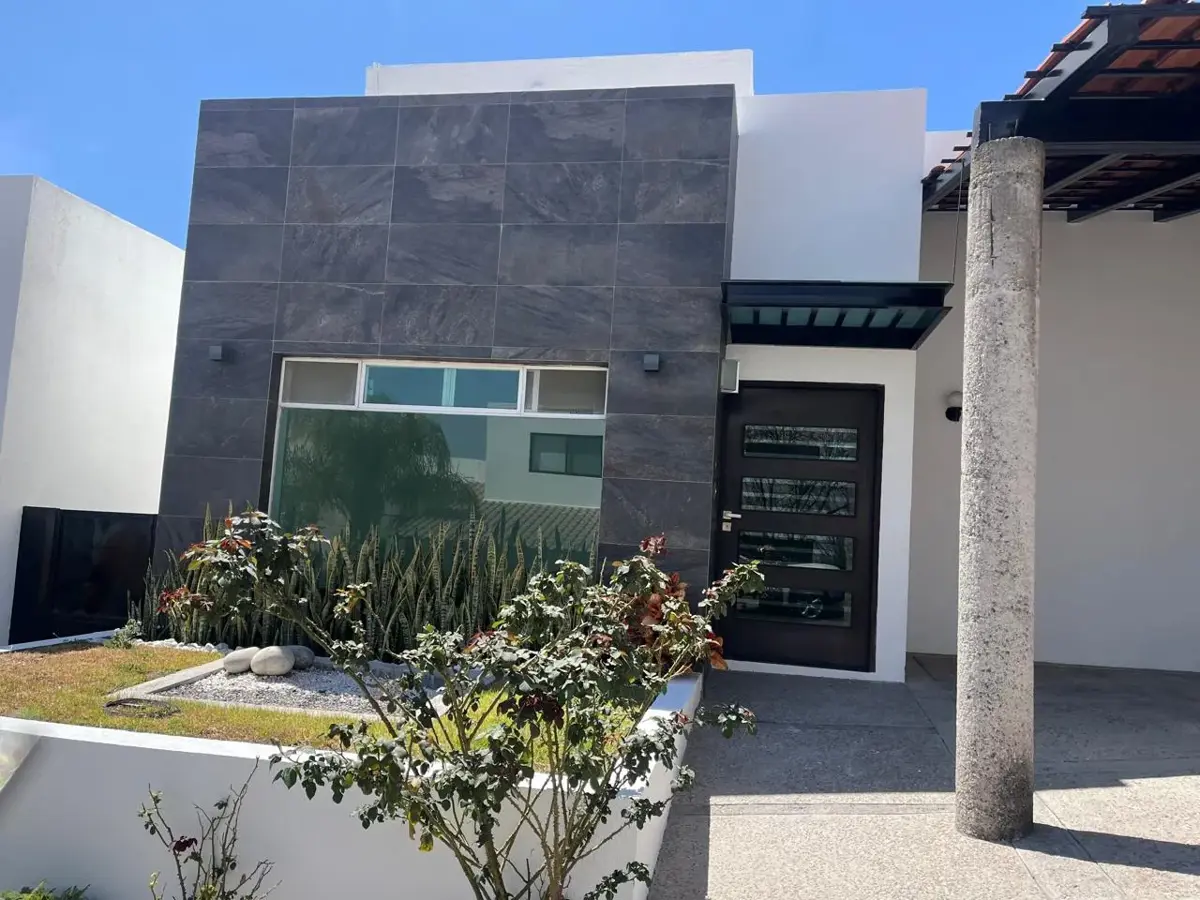 Casa en venta en Hacienda Real Tejeda, Corregidora — foto 1 de 8