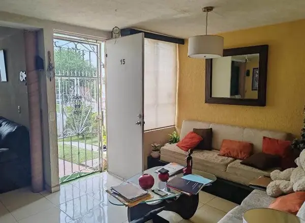 Casa en venta en Villas Terranova, Tlajomulco de Zúñiga — foto 2 de 7