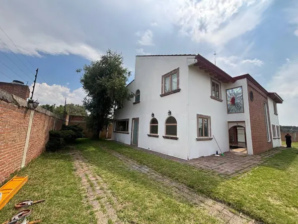 Casa en venta en Santiago Tlacotepec, Toluca — foto 2 de 16