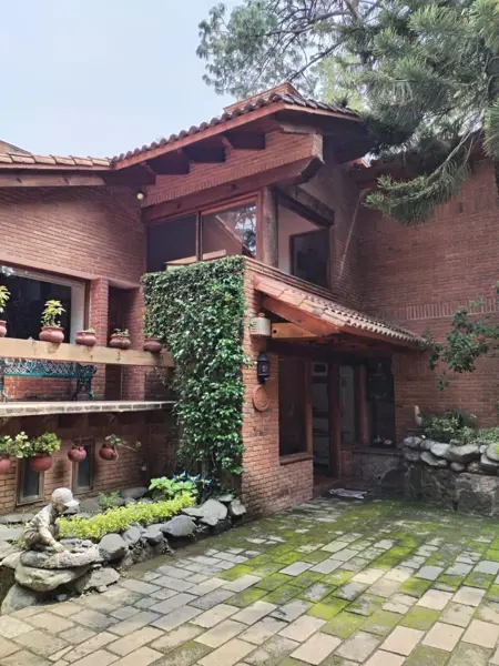Casa en venta en Avandaro, Valle de Bravo — foto 3 de 50