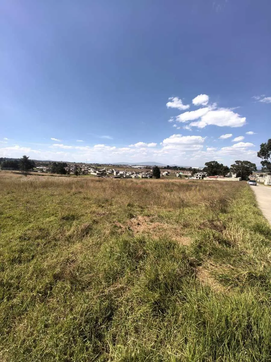 Terreno en venta en Zimbrones, Toluca — foto 1 de 5