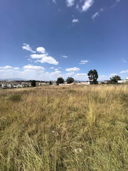 Terreno en venta en Zimbrones, Toluca — foto 2 de 5
