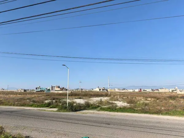 TERRENO EN RENTA, (EJIDO) CALIXTLAHUACA, ESTADO DE MÉXICO.