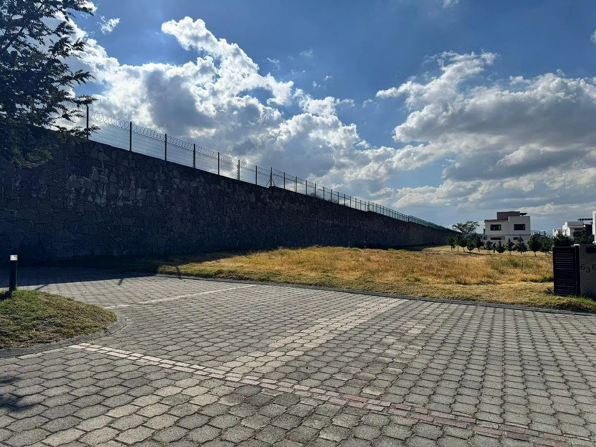 Terreno en venta en San Miguel Totocuitlapilco, Metepec — foto 1 de 5