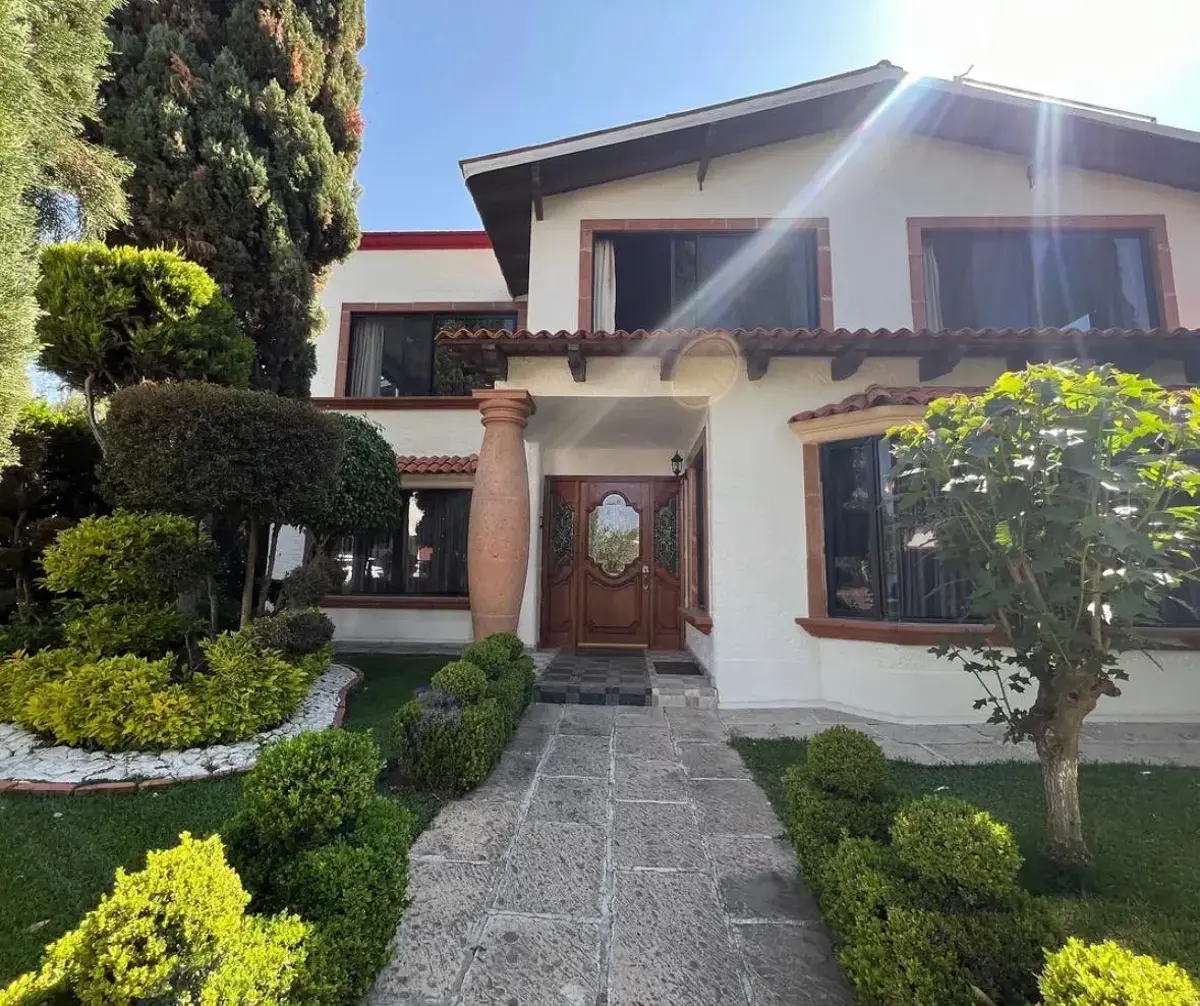 Casa en renta en Campestre San Gil, San Juan del Río — foto 1 de 10