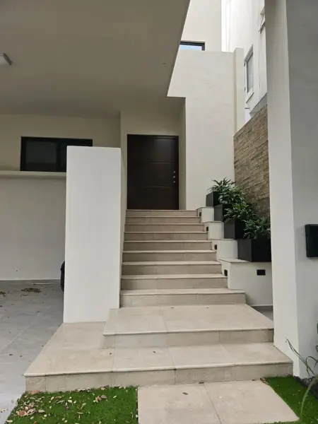 Casa en renta en Valle Poniente Sector Olinca, Santa Catarina — foto 3 de 19