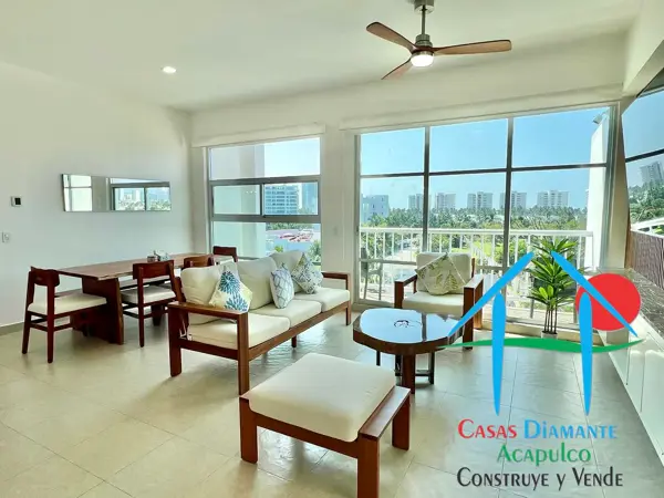 Departamento con 2 recámaras y balcón con vista al atardecer