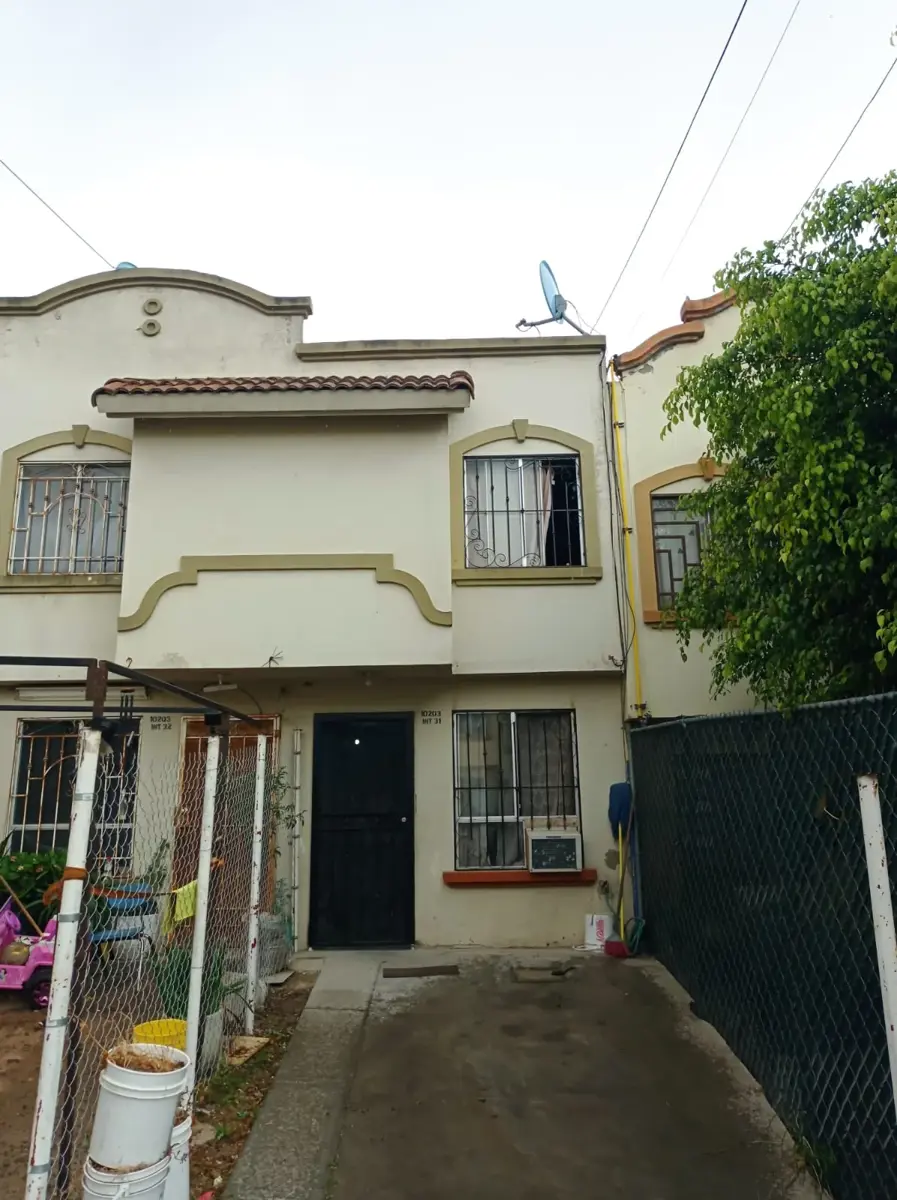 Casa en venta en Villa Residencial Santa Fe 3ra. Sección, Tijuana — foto 1 de 19