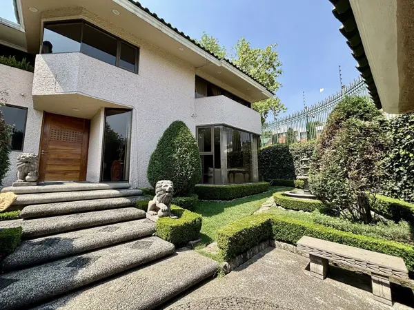 Casa en venta en Jardines En la Montaña, Tlalpan — foto 2 de 24