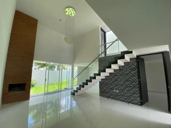 Casa en Venta en Parque Baja California, Lomas de Angelópolis, San Andrés Cholula
