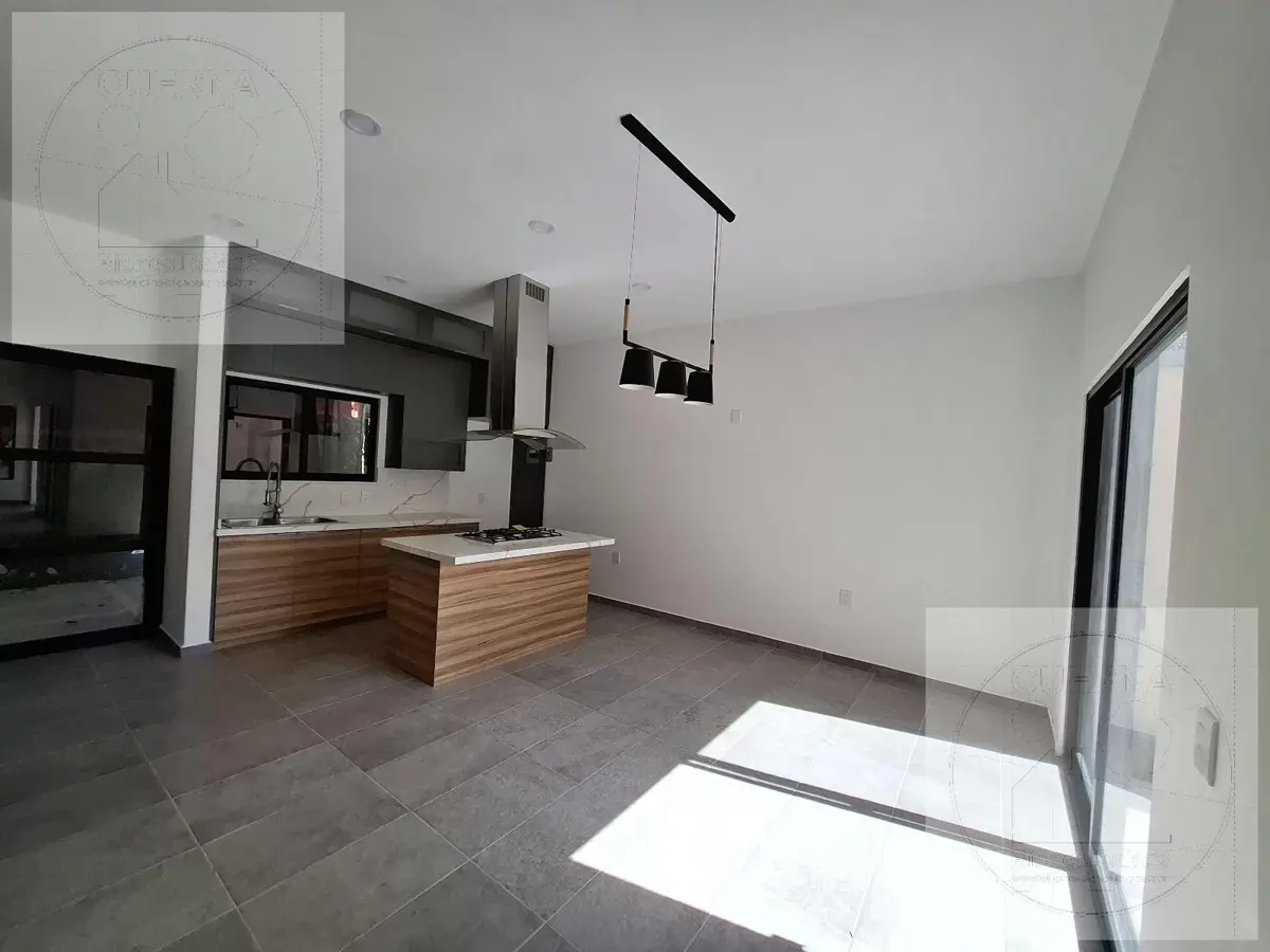 Casa en venta en Jardines de Acapatzingo, Cuernavaca — foto 1 de 33