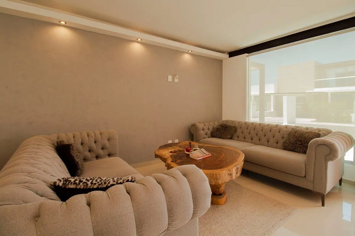 Casa en venta en Los Olvera, Corregidora — foto 1 de 27