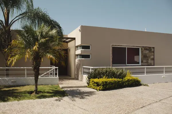 Casa en Venta Privada Arboledas – Zona Álamos Querétaro — foto 1 de 33