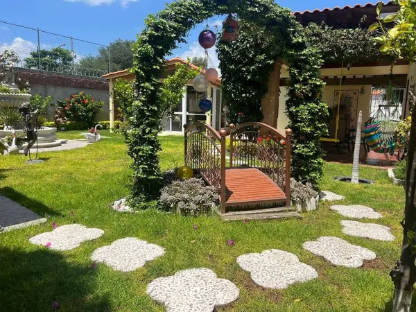 Casa en venta en Huertas El Carmen, Corregidora — foto 2 de 42
