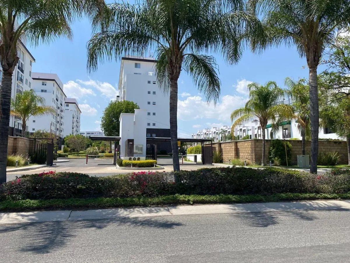 Departamento en venta en Juriquilla Santa Fe, Querétaro — foto 1 de 19