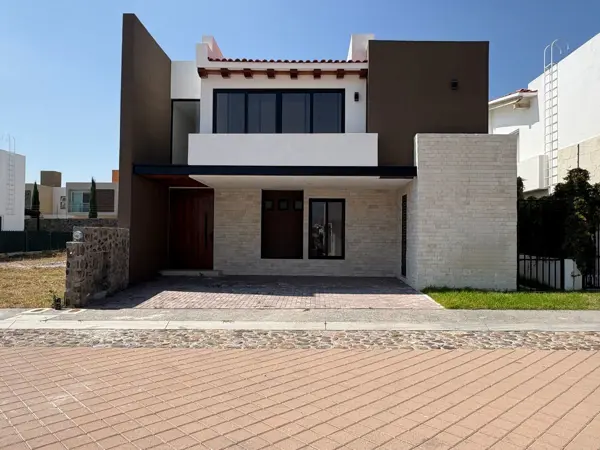 Casa en Venta en la Vista Residencial, Queretaro