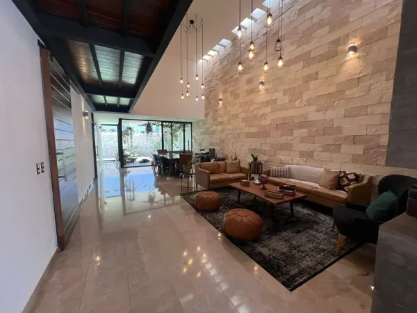 Casa en venta en Cañadas del Lago, Corregidora — foto 3 de 34