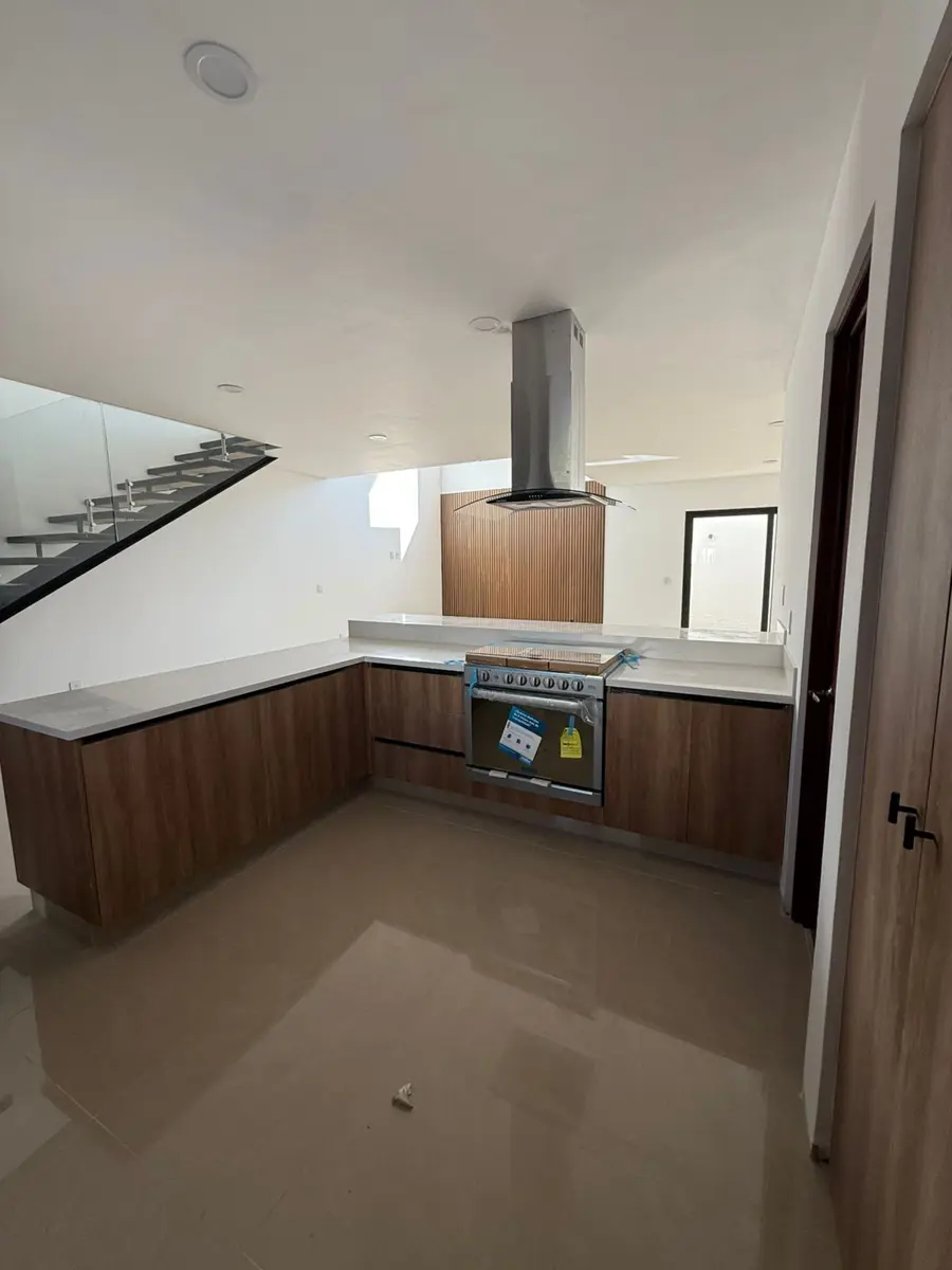 Casa en venta en Real del Bosque, Corregidora — foto 1 de 30