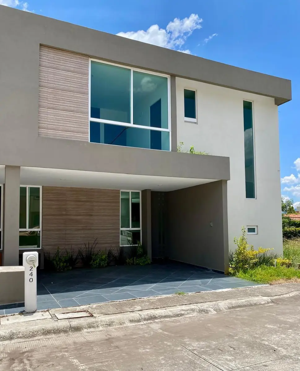 Casa en venta en Finca Campestre, Morelia — foto 1 de 16
