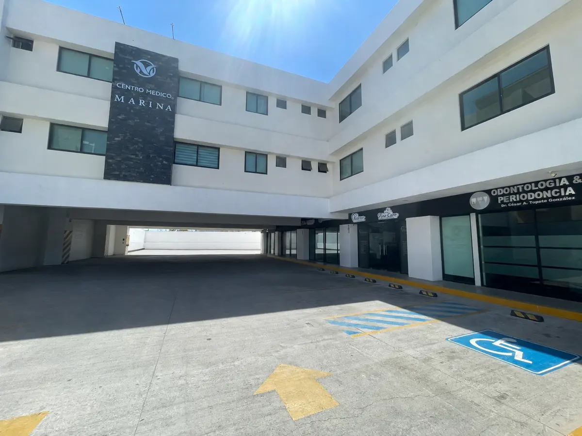 Consultorio en renta en Marina Mazatlan, Mazatlán — foto 1 de 12