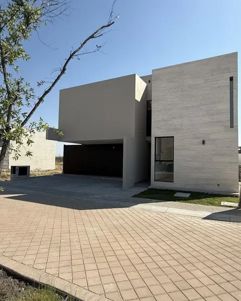 Casa en Preventa en lomas del campanario norte San Benito en Queretaro