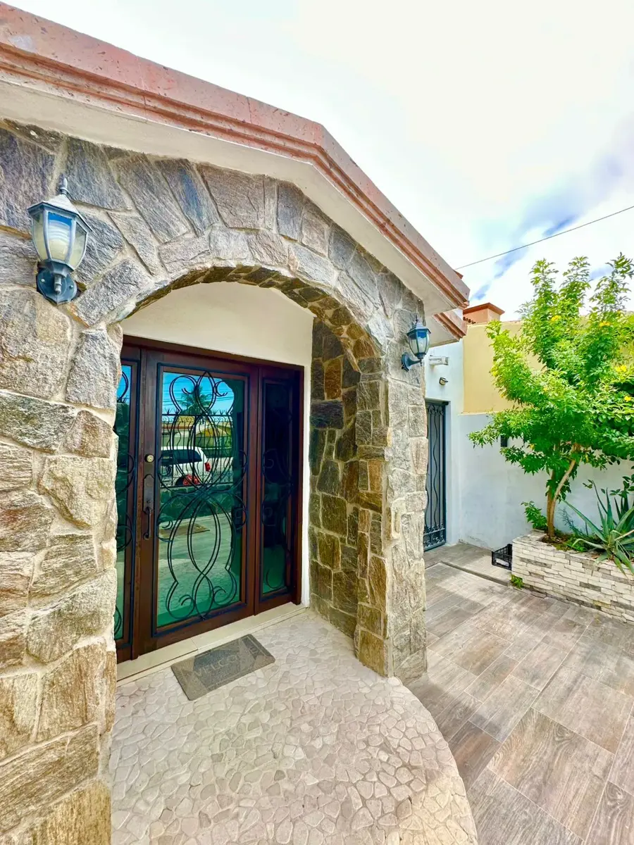 Casa en venta en Pueblo Nuevo, La Paz — foto 1 de 12