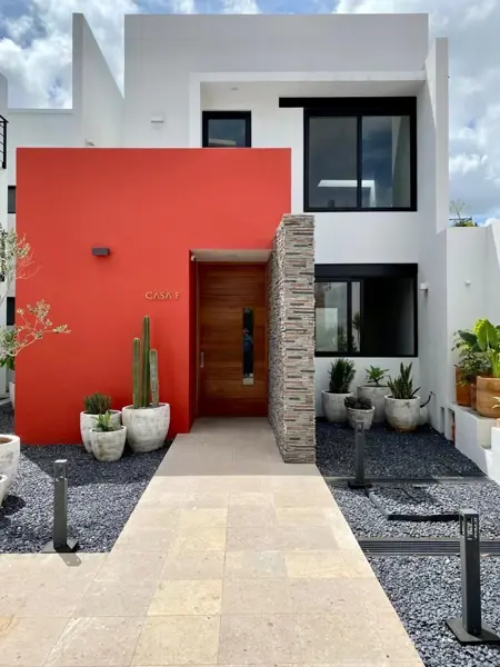 Casa Nueva en Venta en Condominio en el Centro de Queretaro