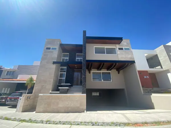Casa en Venta en Mision San Jerónimo en Queretaro — foto 1 de 22