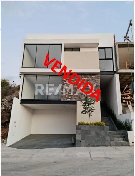 CASA EN VENTA CEIBA ZIBATA QUERETARO RCV221214-AE