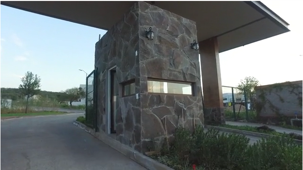 CASA EN VENTA ALTOZANO QUERETARO RCV220610-AE