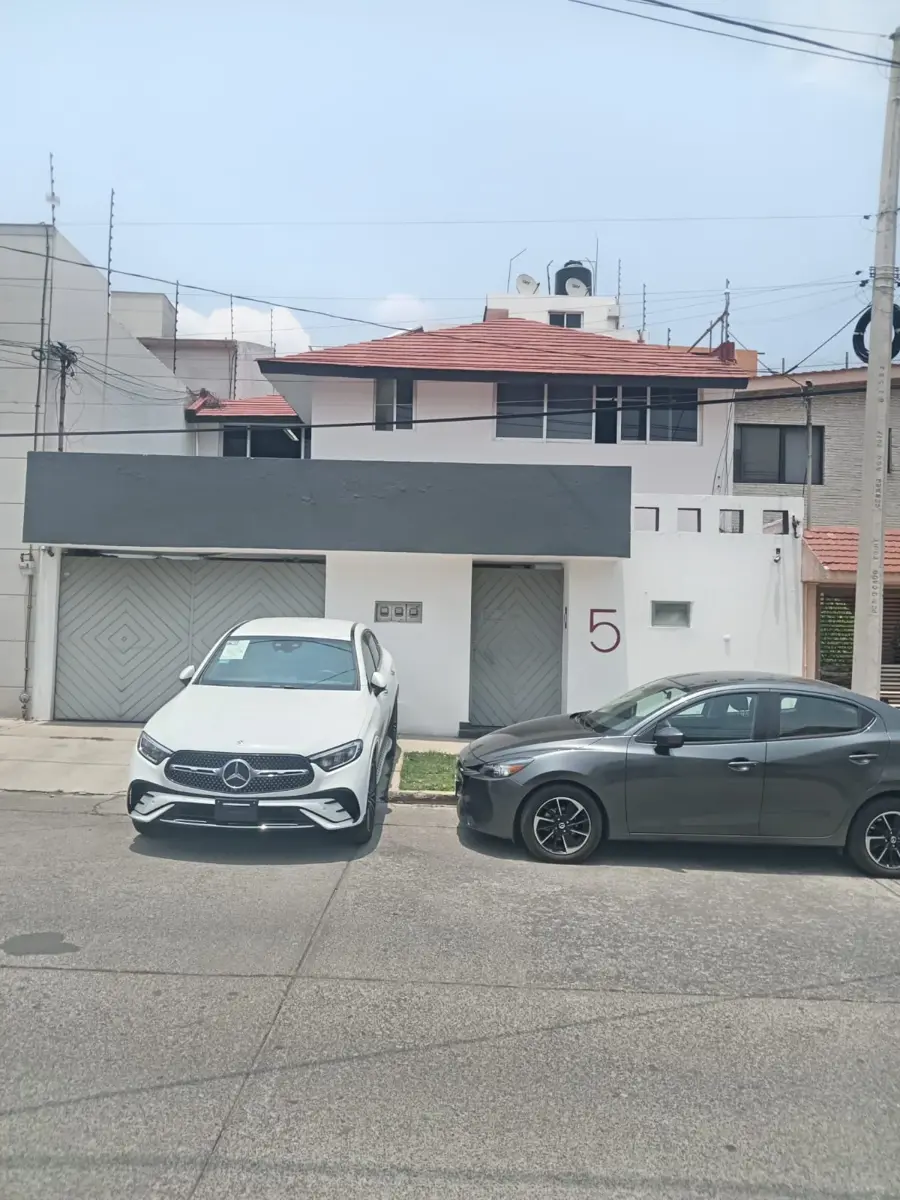 Casa en venta en Ciudad Satelite, Naucalpan de Juárez — foto 1 de 29