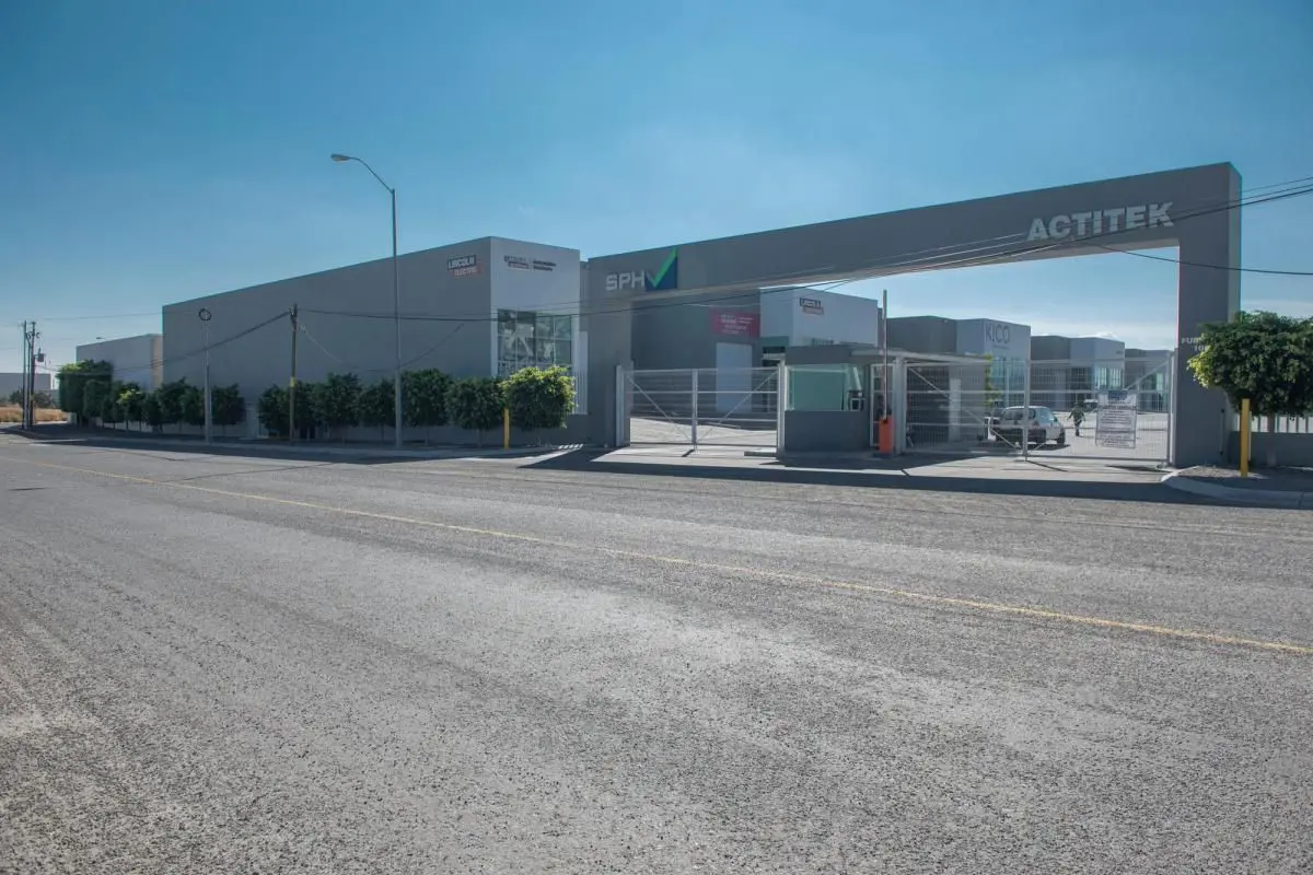 Nave en renta en Palo Alto, El Marqués — foto 1 de 4
