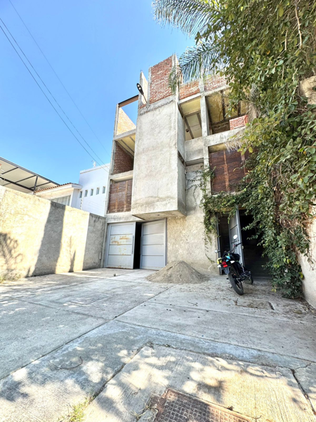 Edificio en venta en Villa Magna, León — foto 2 de 13