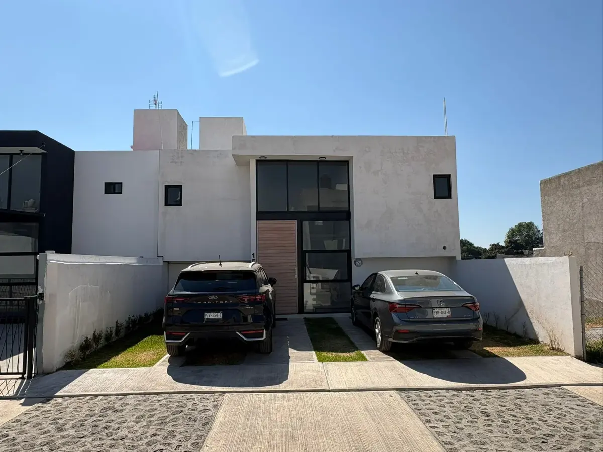 Casa en venta en Lomas de Cortes, Cuernavaca — foto 1 de 22