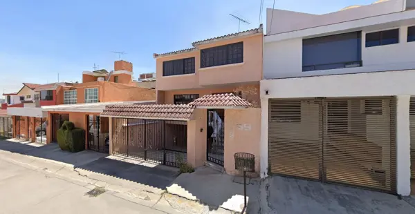 Casa en venta en Jardines de Satelite, Naucalpan de Juárez — foto 2 de 12