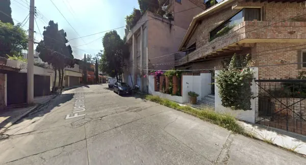 Casa en venta en Lomas de Tecamachalco, Naucalpan de Juárez — foto 3 de 12