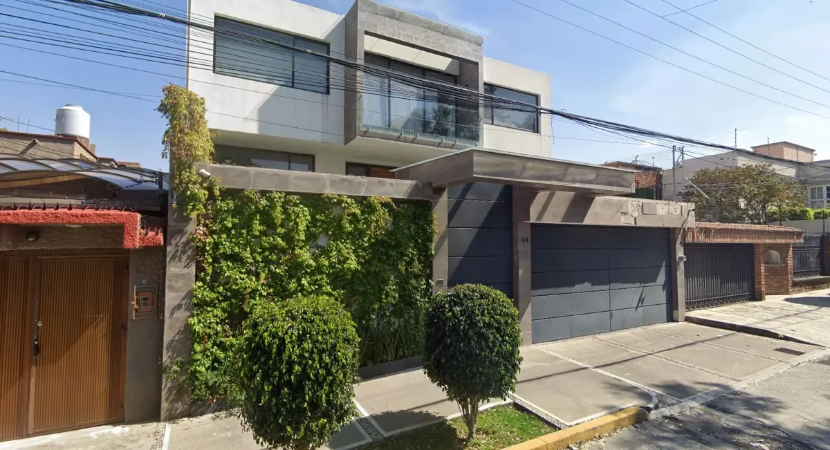 Casa en venta en Lomas de Tecamachalco, Naucalpan de Juárez — foto 1 de 12