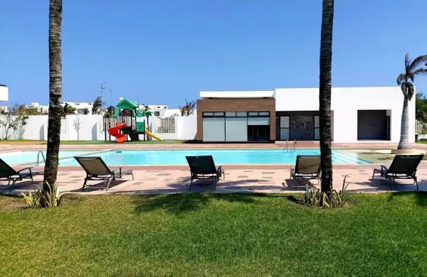 Terreno en venta en Lomas de la Rioja, Alvarado — foto 2 de 4
